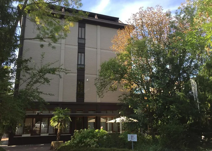 Terme Salvarola Hotel