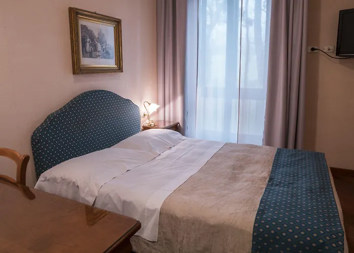 Otel Terme Salvarola 4*