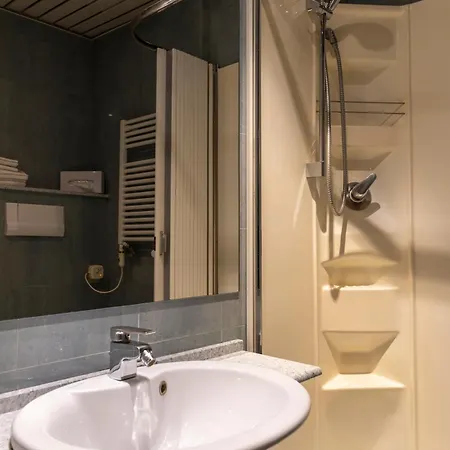 Terme Salvarola Hotel