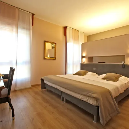 Hotel Terme Salvarola 4*