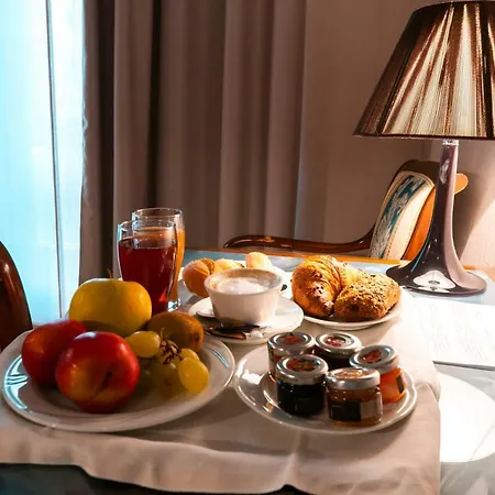 Hotel Terme Salvarola 4*