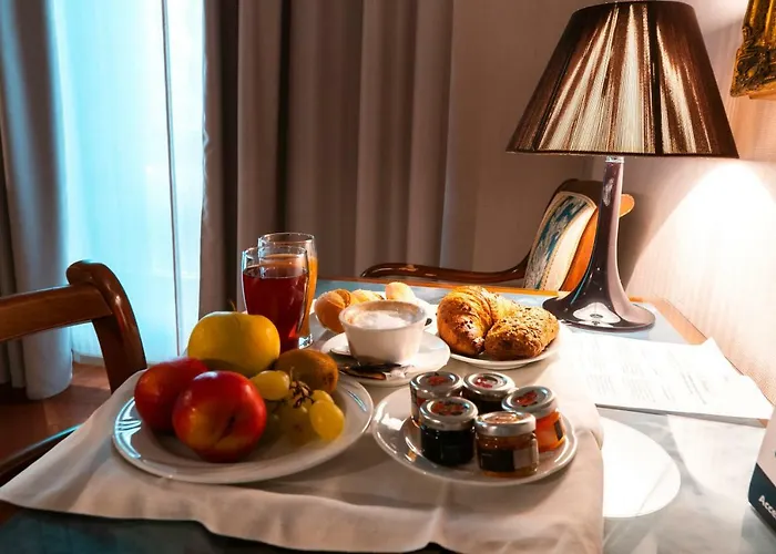 Hotel Terme Salvarola 4*